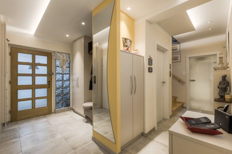 Garderobe renovierung wien grischany