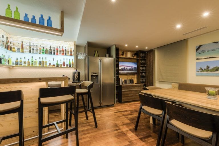 Kellerbar Moedling Innenarchitektur Mueller