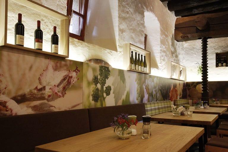Vinothek wachau renovierung eigl