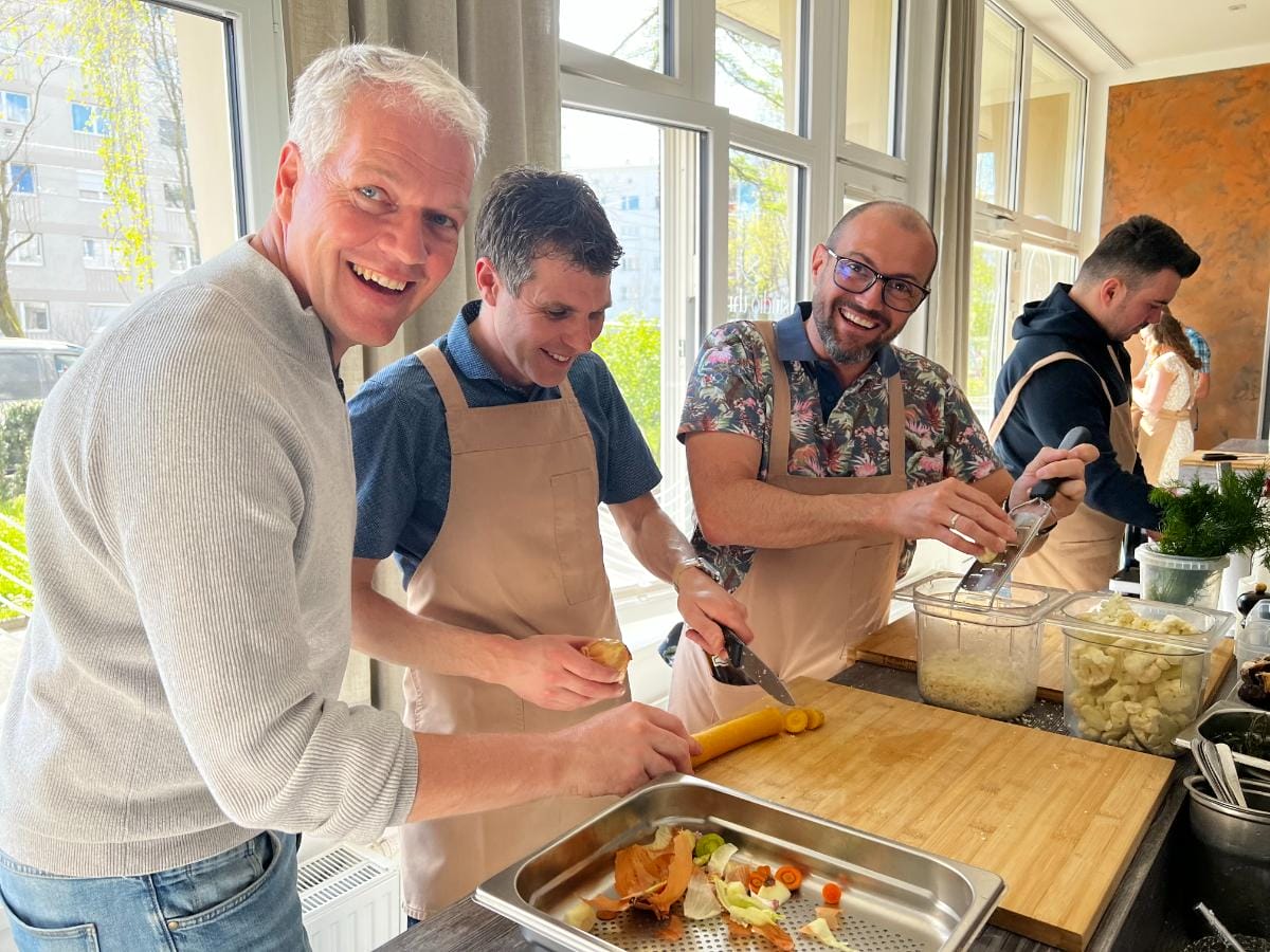 Gemüseschneiden Im Team